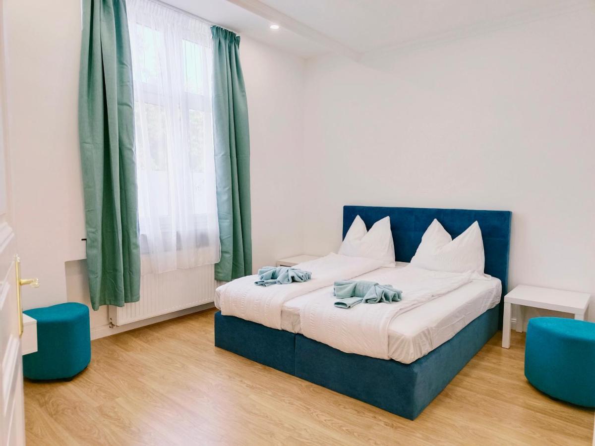 Ruyi Holiday Шопрон Экстерьер фото